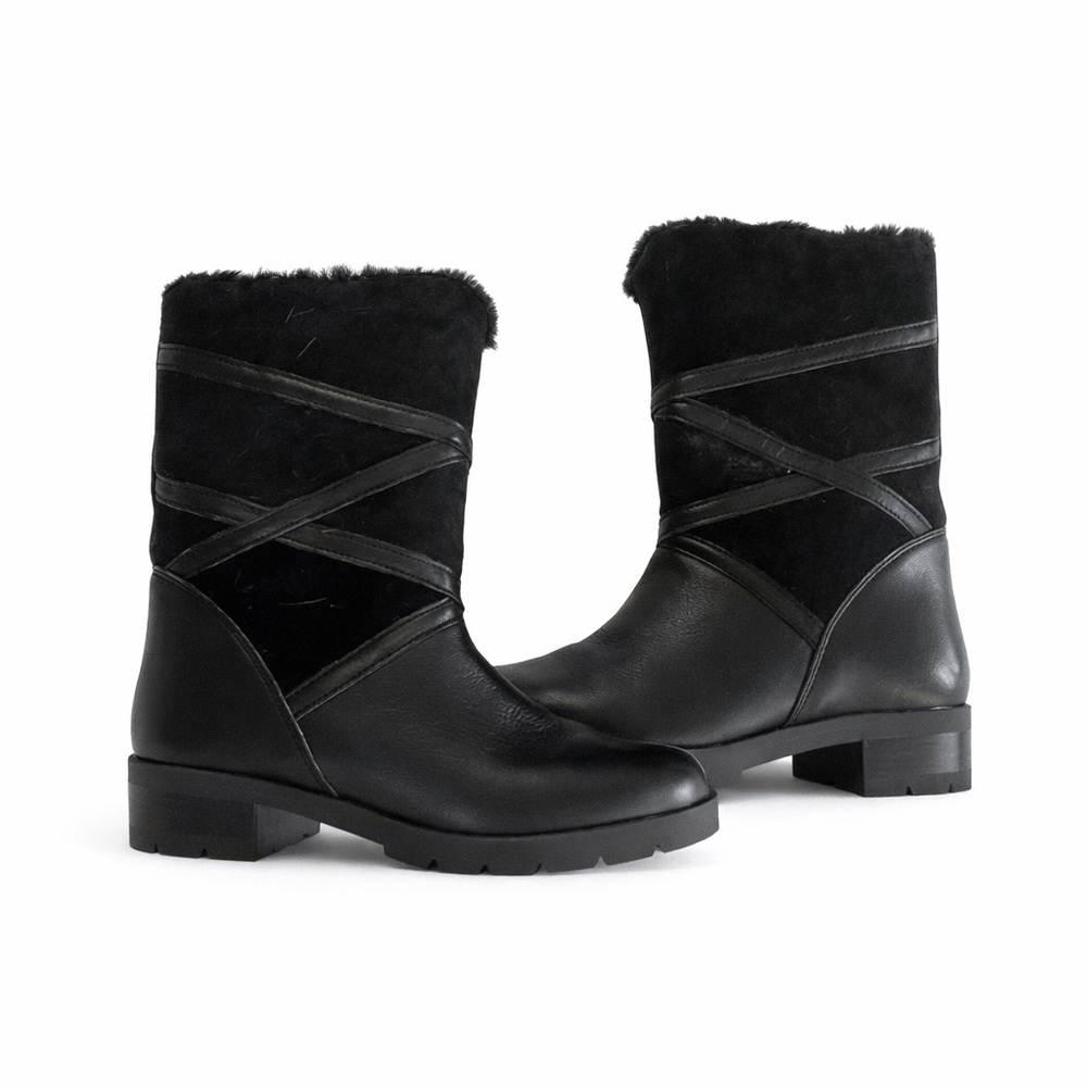 Bally Black Italian Leather & Suede Mid-Calf Winter Boots Low Heel Lug Sole